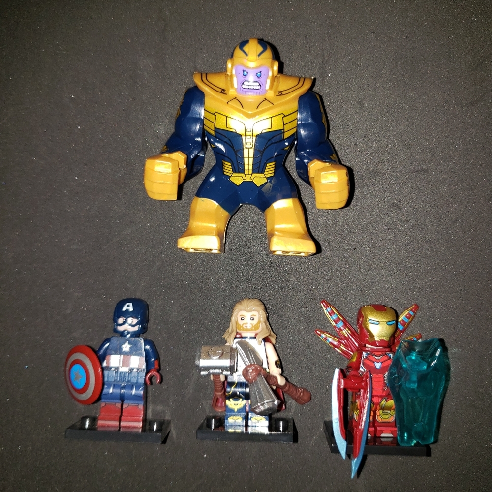 New Marvel Avengers 4 Mini Figure Set - Picture 2 of 5